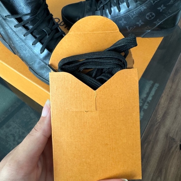 Genuine Louis Vuitton Match-Up Sneakers - Picture 4 of 5